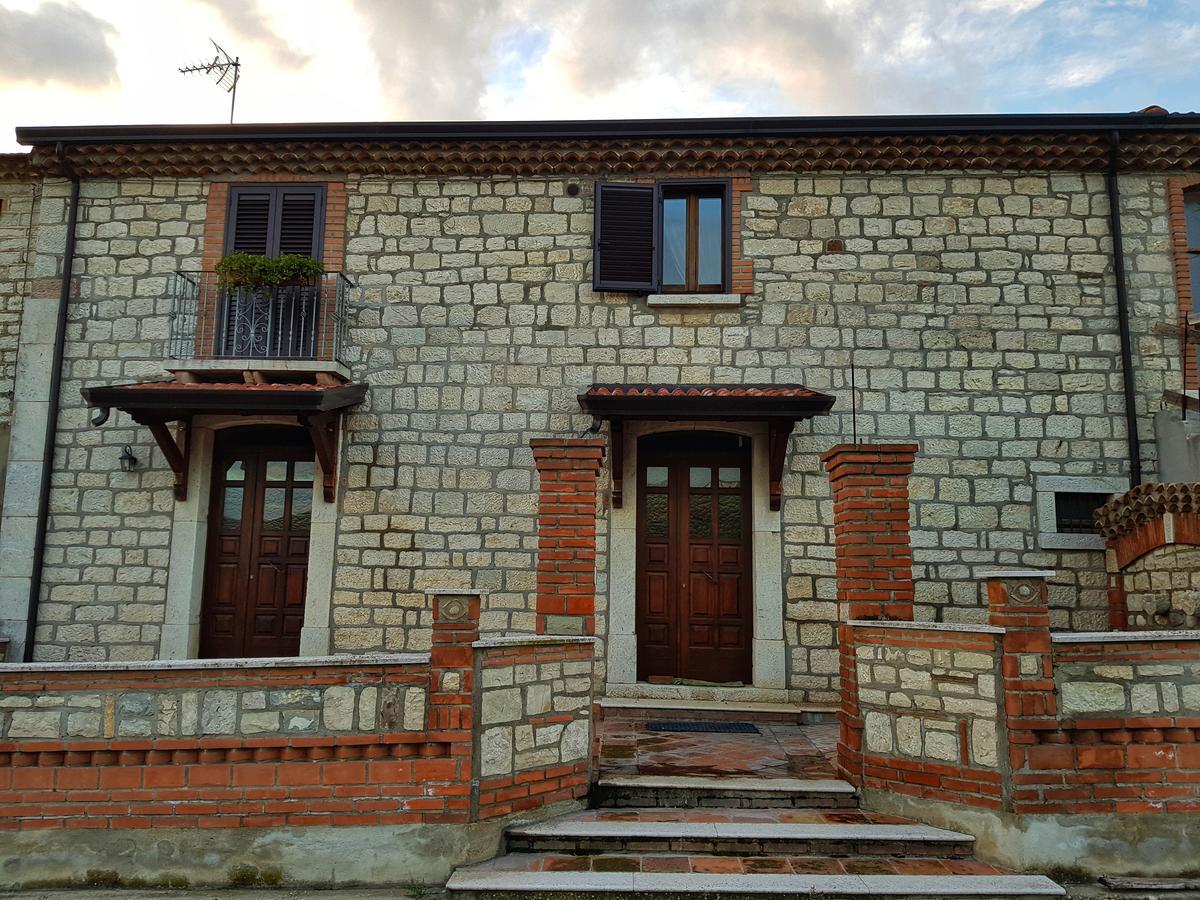La Taverna Morcone Exterior foto