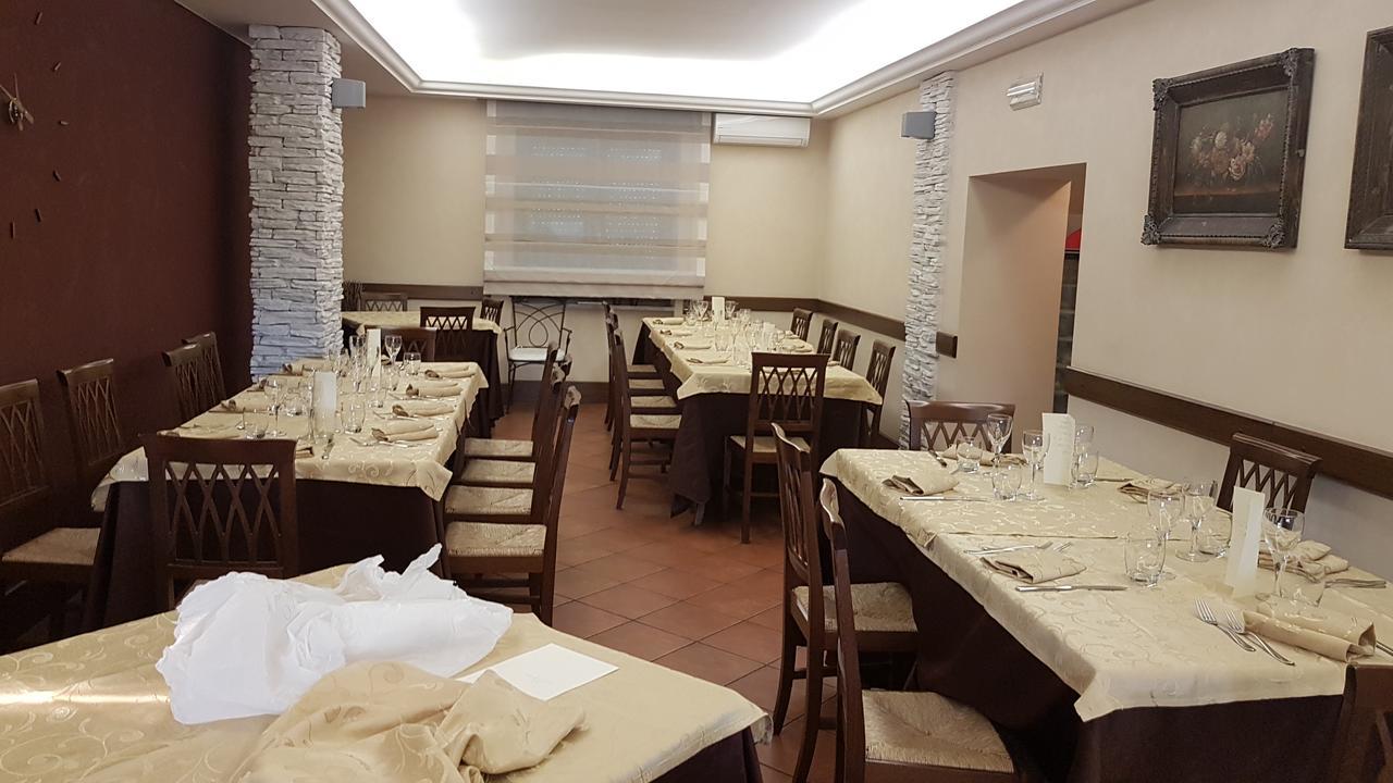La Taverna Morcone Exterior foto